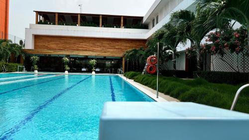 The swimming pool at or close to Hotel Caleyma