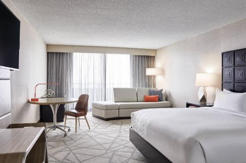 Renaissance Denver Hotel & Conference Center Image