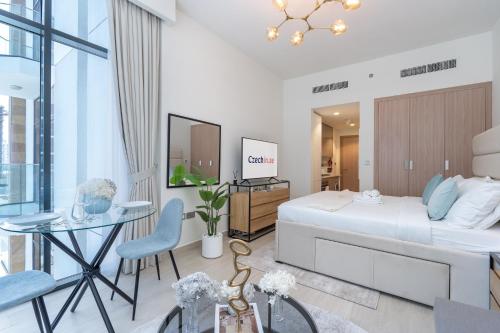 Cozy Studio, Balcony & Pool View, Prime Meydan