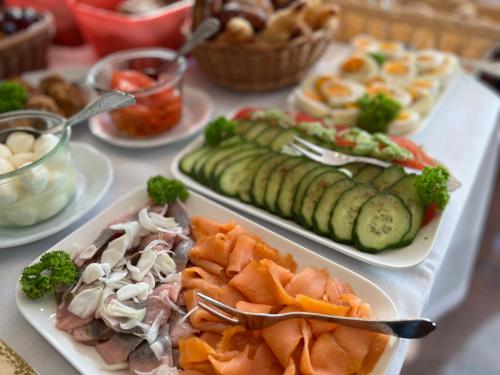 Еда / где поесть недалеко от отеля