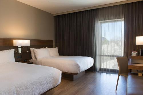 AC Hotel Kansas City Plaza Image