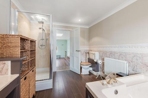 Φωτογραφία από το άλμπουμ του Home with Natural Mineral Spring Water near Stamford σε Braceborough