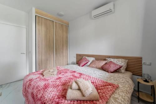 Casa Rosa at Green parrot apartments at Carihuela