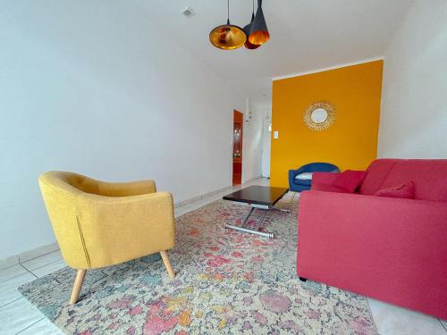 Photo de la galerie de l'établissement Maison Boulouris avec jardin, bord de mer et plage, à Saint-Raphaël