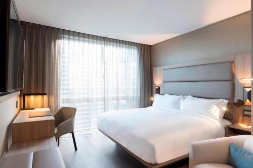 AC Hotel by Marriott Boston Downtown Image