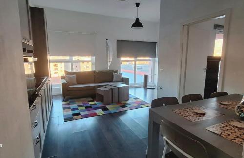 Modern Mountain View P&E Tirana Apartment Netflix included