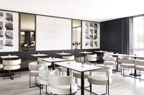 AC Hotel by Marriott Miami Airport West/Doral photo 41