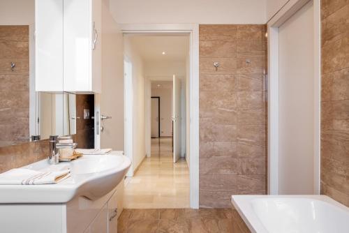 Agata Flexyrent Apartment