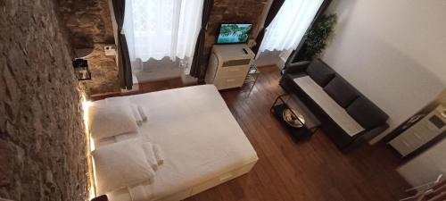 Μια τηλεόραση ή/και κέντρο ψυχαγωγίας στο LOGE DE L'OPERA