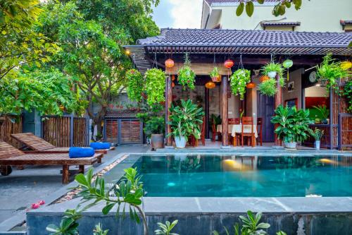 Bazén v ubytování Phuoc Dat Riverside Homestay Hoi An nebo v jeho okolí