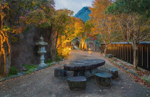 Jardín al aire libre en ホテル郷