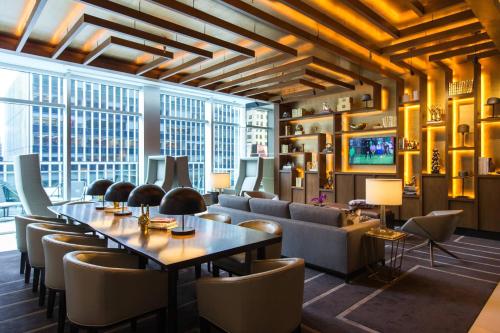 Et opholdsområde på Renaissance New York Midtown Hotel