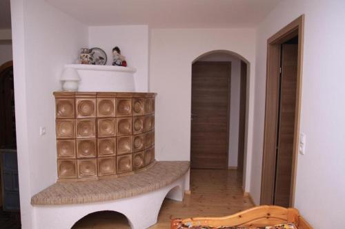 a room with a cake on top of a table at Appartements Reiterhaus in Wagrain