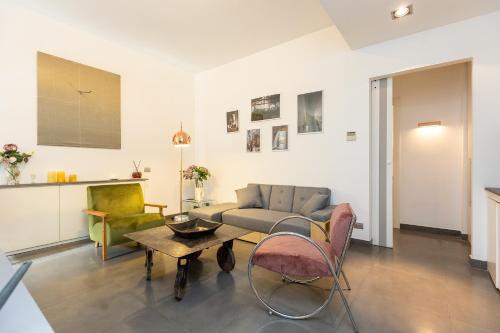 Secret Terrace by Rental in Rome