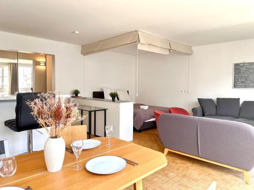 Chic Modern Studio Steps from Luxembourg Gardens Henri Barbusse