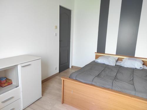 Studio climatisé, 30 min parc célèbre, sentiers pédestres, pistes cyclables, à 1h des plages