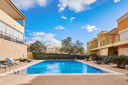 Apartment Sol de Verão mit Pool