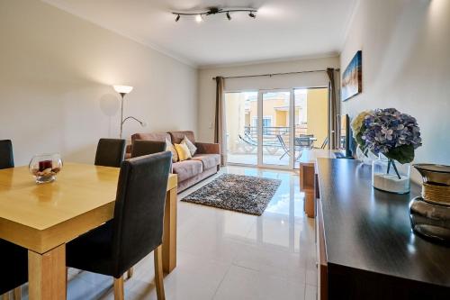 Apartment Sol de Verão mit Pool