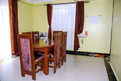 Fotografie z fotogalerie ubytování Nyams v destinaci Kisii