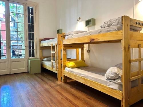 Postel nebo postele na pokoji v ubytování Hostel Bohemian