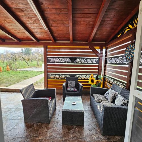 Posezení v ubytování Diamond House Rent Vikendica