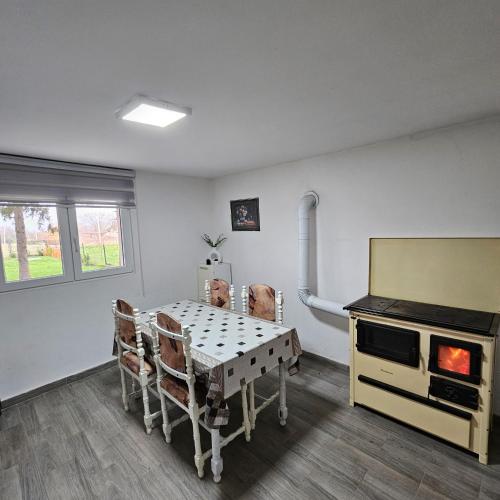 Fotografie z fotogalerie ubytování Diamond House Rent Vikendica v destinaci Beška