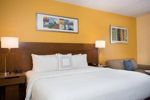 Postel nebo postele na pokoji v ubytování Fairfield by Marriott Inn & Suites Raynham Middleborough/Plymouth