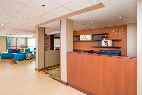 Kuchyň nebo kuchyňský kout v ubytování Fairfield by Marriott Inn & Suites Raynham Middleborough/Plymouth