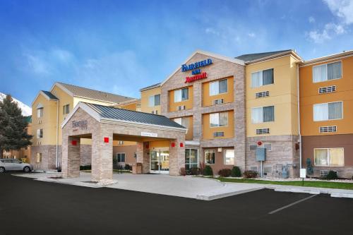 una representación del frente de un hotel en Fairfield Inn by Marriott Provo, en Provo