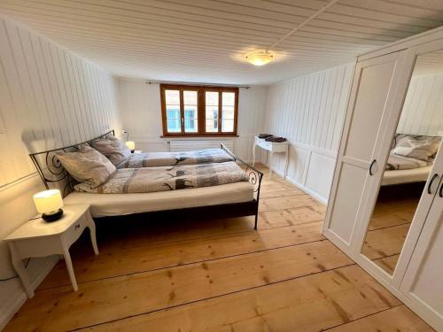 Postel nebo postele na pokoji v ubytování Chalet im Wallis