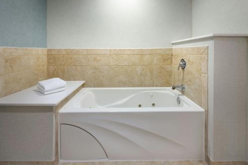 Courtyard by Marriott Sandestin at Grand Boulevard photo 38
