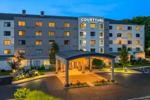 Courtyard by Marriott Providence Lincoln in Providence