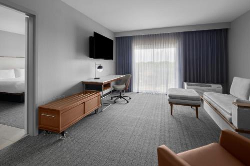Μια τηλεόραση ή/και κέντρο ψυχαγωγίας στο Courtyard Tampa Oldsmar