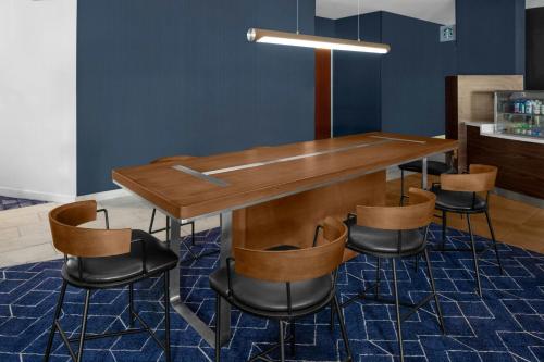 Φωτογραφία από το άλμπουμ του Courtyard Tampa Oldsmar σε Oldsmar