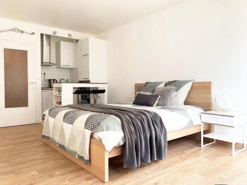 Nice apt nearby arc triomphe champe elysee