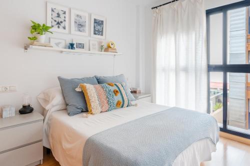 Explore Málaga from a Modern Apartment