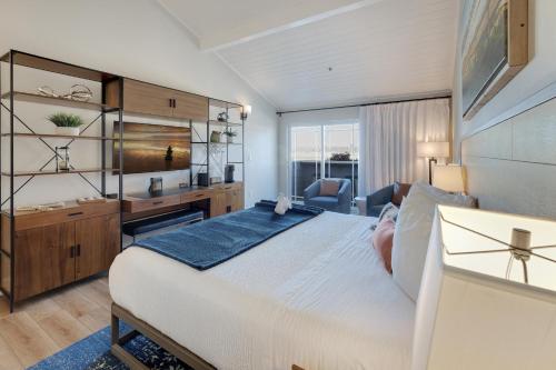 Ένα ή περισσότερα κρεβάτια σε δωμάτιο στο Anderson Inn