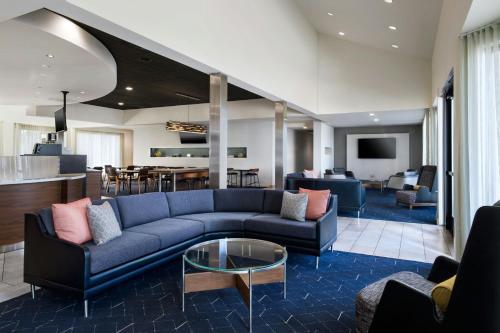 Courtyard by Marriott Phoenix Airport Image