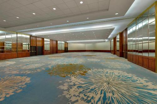 a large room with a large rug on the floor at The Westin Harbour Castle, Toronto in Toronto