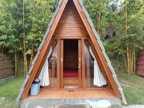 Сад в The Panorama Batur Camp