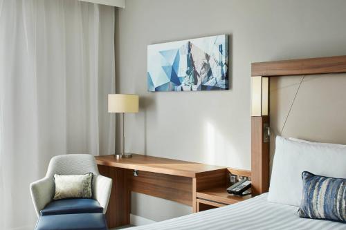 Letto o letti in una camera di Courtyard by Marriott London City Airport