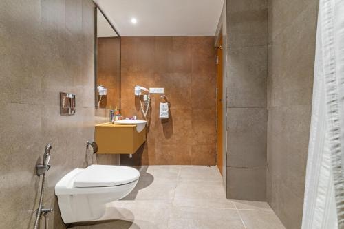 Ein Badezimmer in der Unterkunft Sterling Kodai Valley