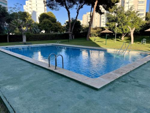 New Spacious Family Apartment 3 Bedrooms Pool 5 Min from the Sea