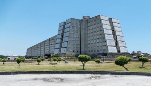El edificio en el que está el departamento