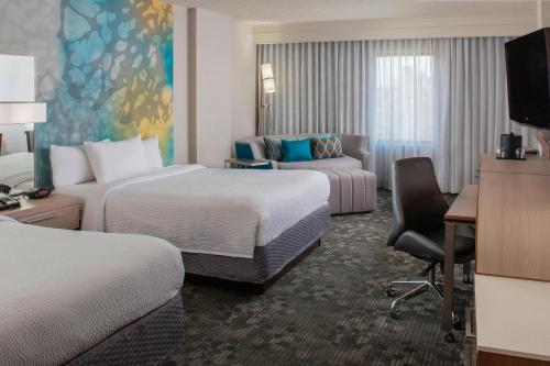 Courtyard by Marriott Orlando Lake Buena Vista in the Marriott Village Image
