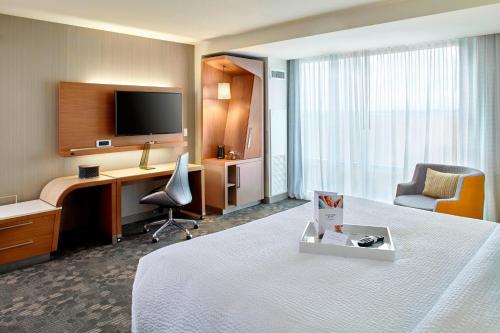 Courtyard by Marriott Orlando Lake Nona Image