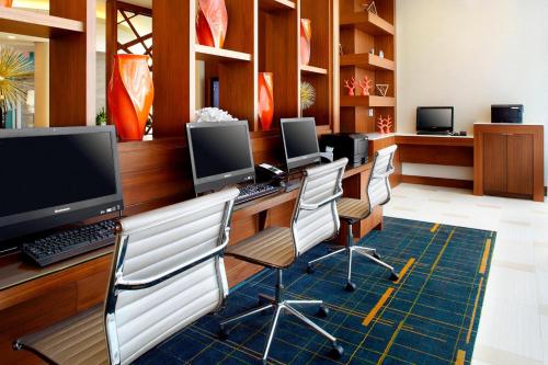 Courtyard by Marriott Orlando Lake Nona photo 19