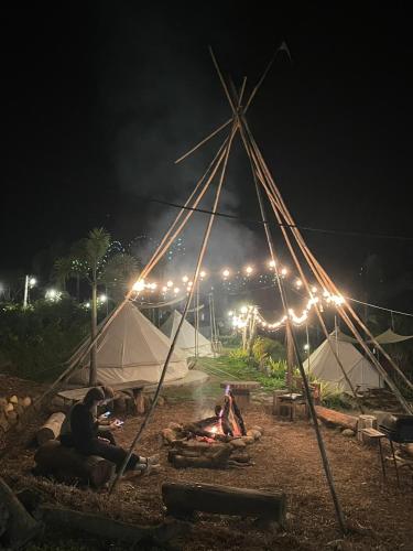 Taman di luar บ้านพอเพียงเชียงดาว BanPorPiangChiangDao