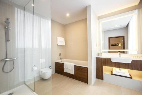 Courtyard by Marriott Edinburgh West photo 14