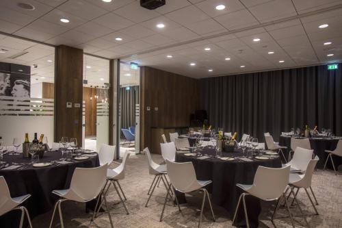 Courtyard by Marriott Edinburgh West photo 31